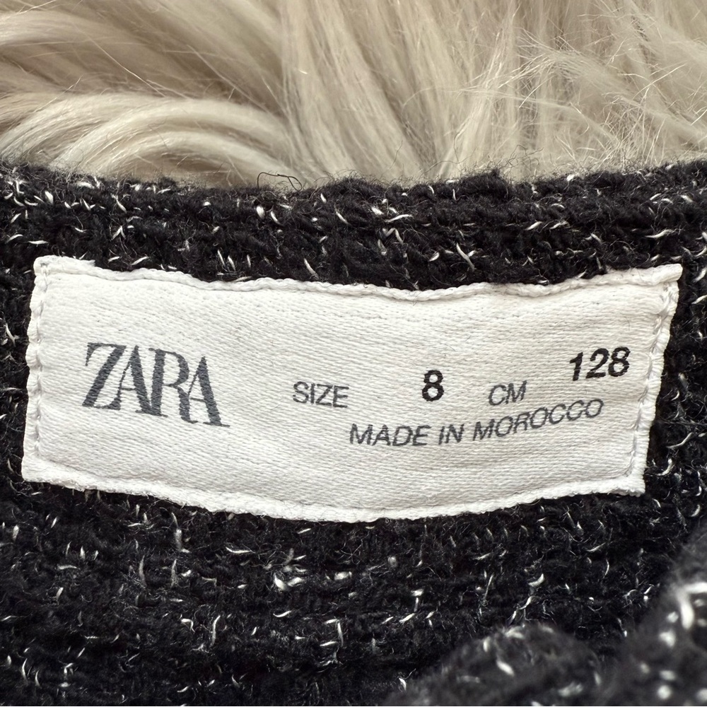 ZARA Girls Black Tweed Cargo Shorts Size 8 - Picture 2 of 4